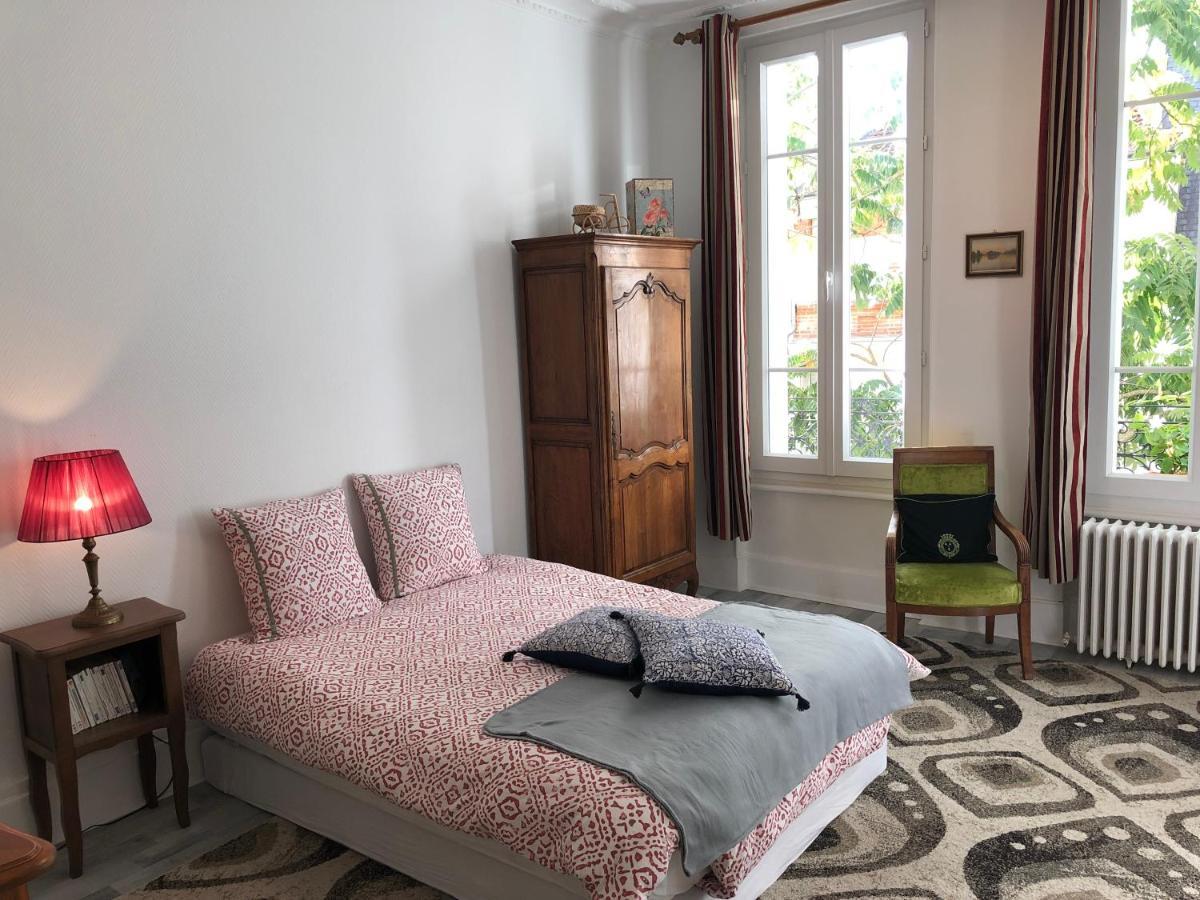 Villa Camelia Quartier Thermal Grand Studio Au Calme Vichy Exterior photo