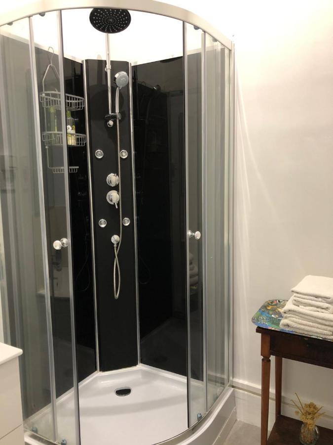 Villa Camelia Quartier Thermal Grand Studio Au Calme Vichy Exterior photo